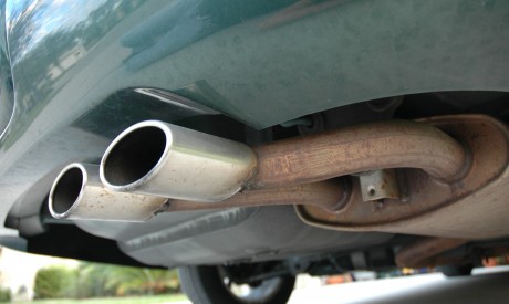 Exhaust pipe muffler